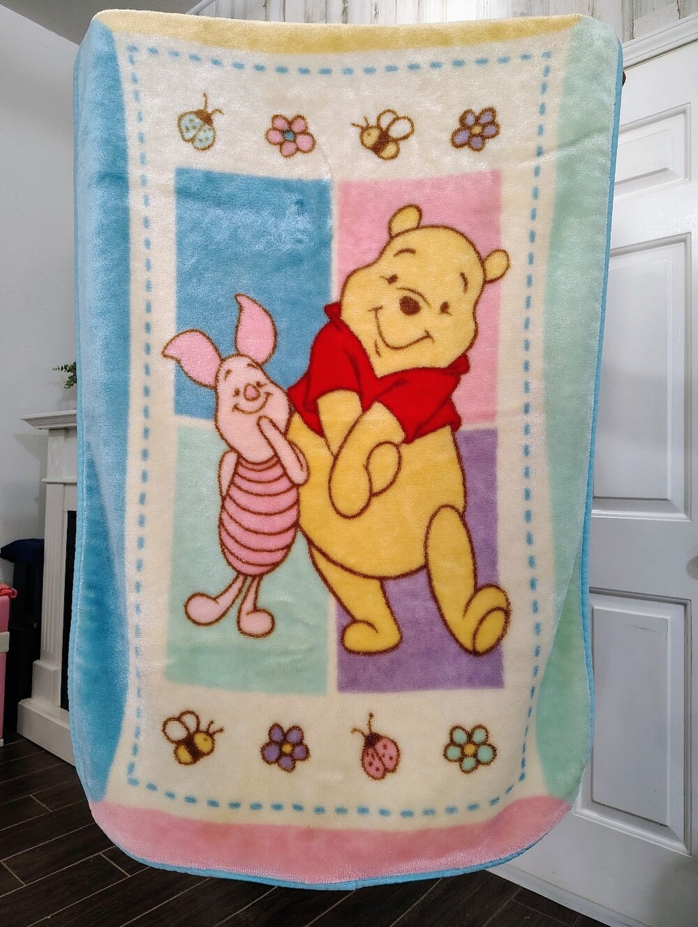 VTG Disney Crown Craft Winnie The Pooh Piglet Bees  Plush Baby Blanket
